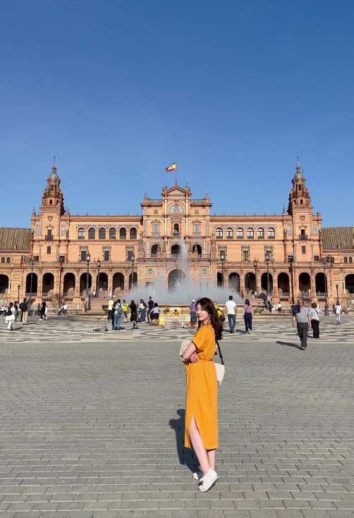 회사 밖은 유럽