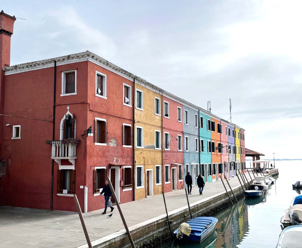 회사 밖은 유럽